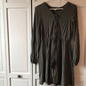 CRESCENT (STITCH FIX) NWT OLIVE GREEN BOHO DRESS